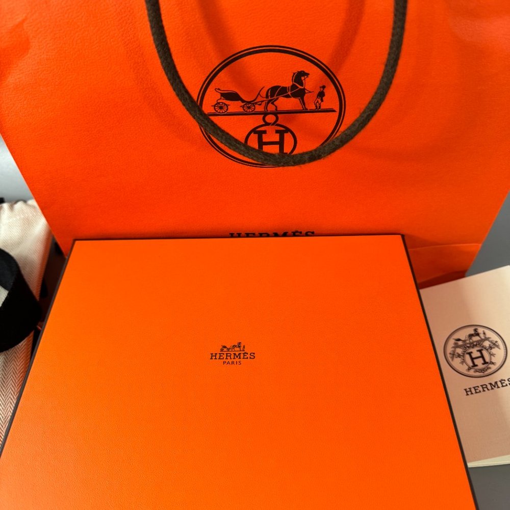 NWT Authentic Hermes Mini Black Leather Evelyn Crossbody Bag - Picture 12 of 12